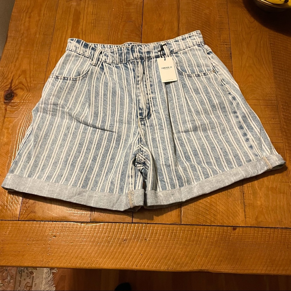Forever 21 denim short